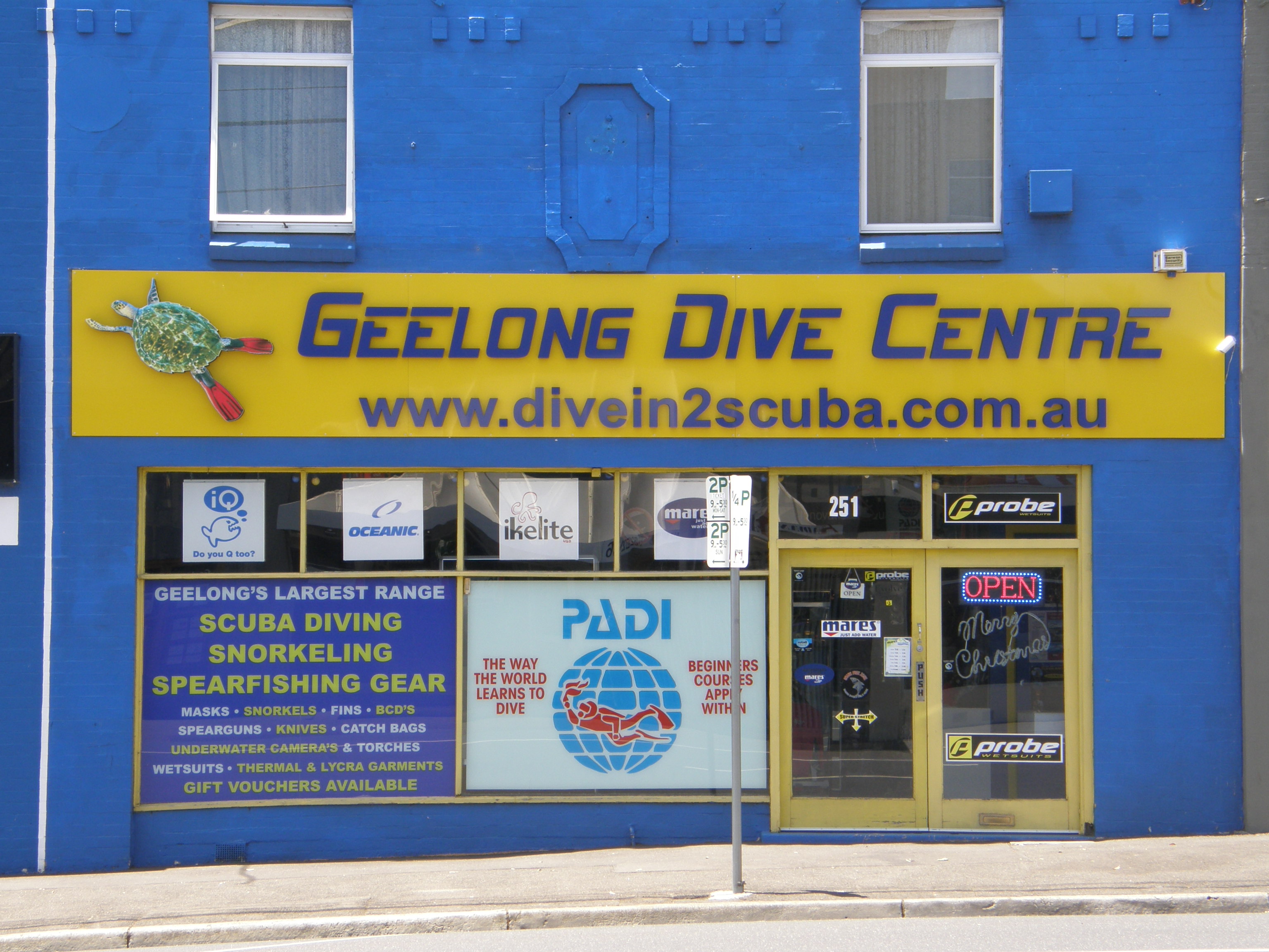 Geelong Dive Centre shop